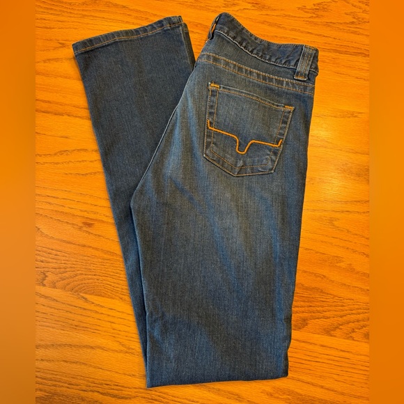 Kimes Ranch Betty17 8/34 Like New! - Picture 4 of 10